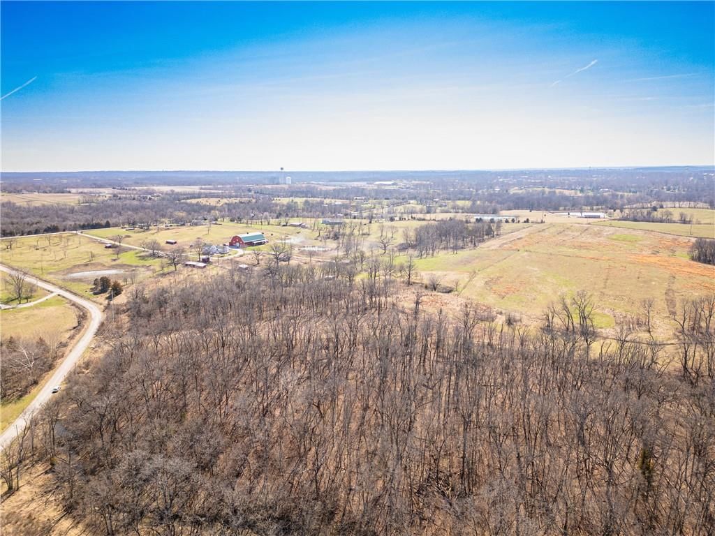 16018 Baxter Road — photo 9