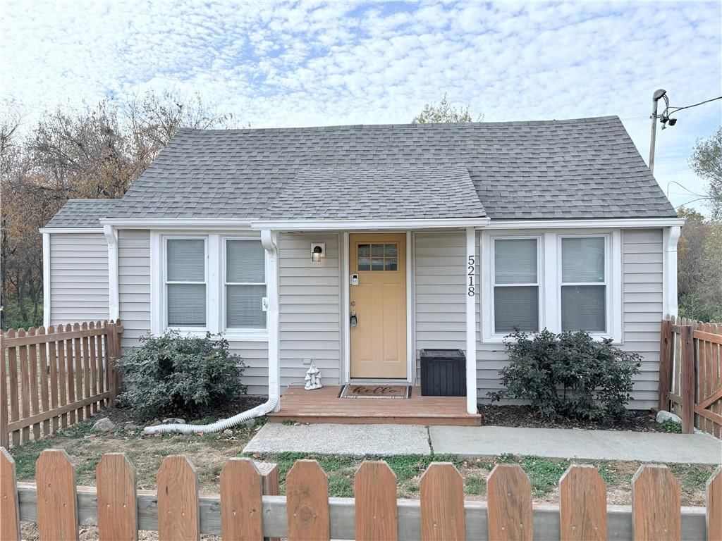 5218 N Wheeling Avenue — photo 2