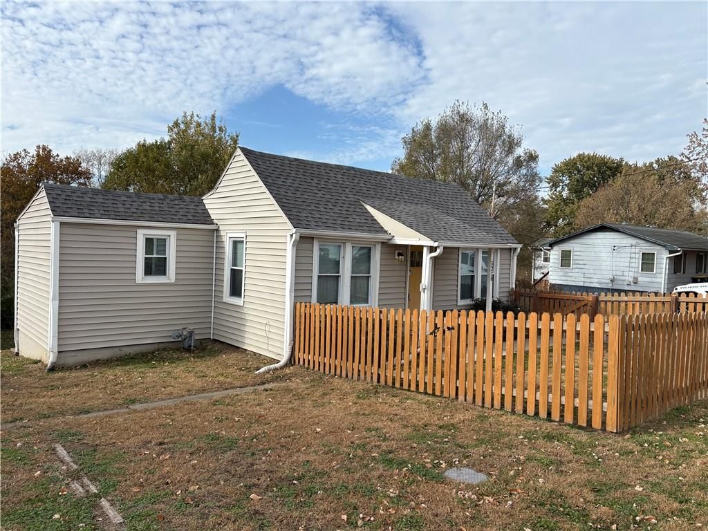 5218 N Wheeling Avenue — photo 25