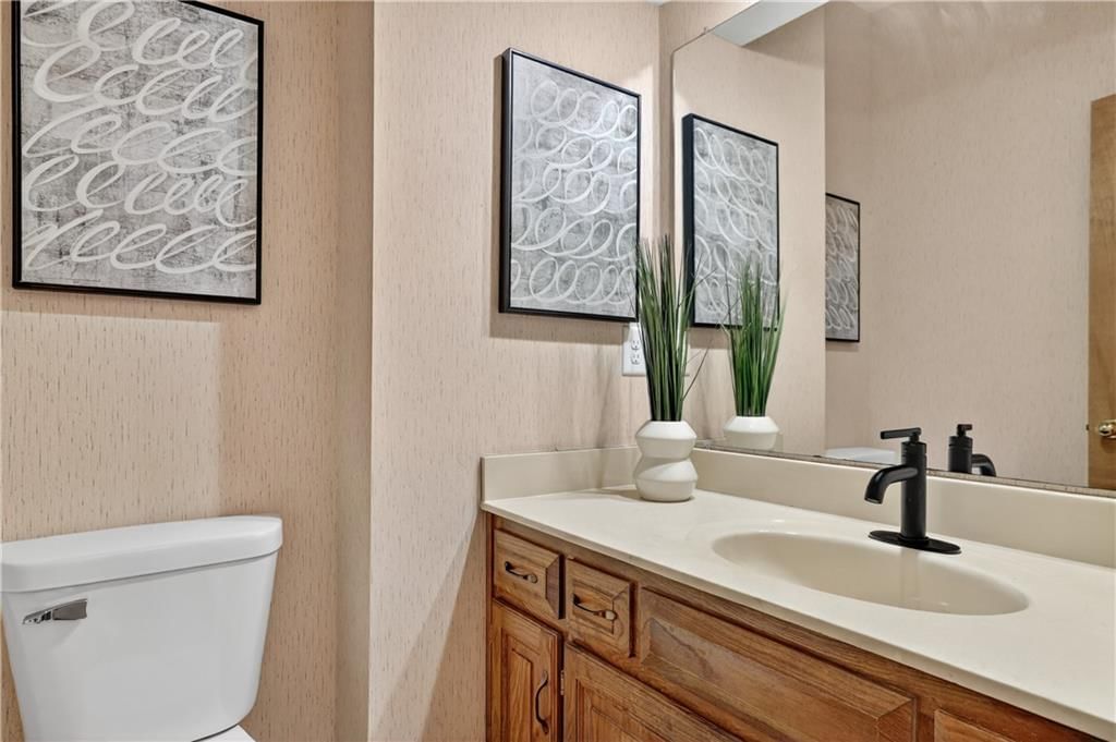 6305 NW 82nd Court — photo 11