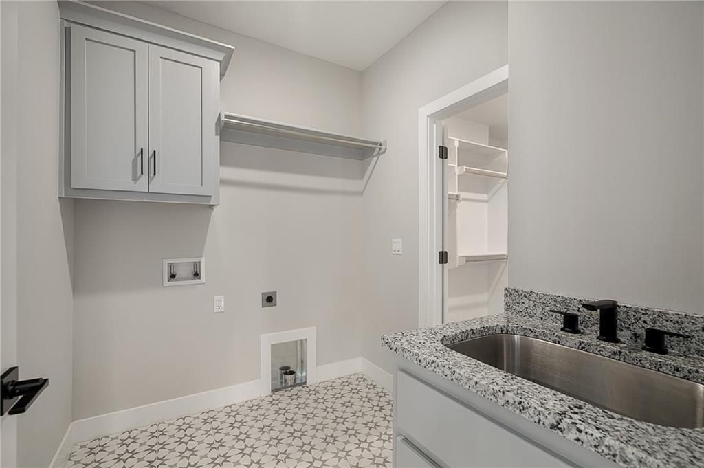Photo 27 of 47 - 25000 W 89th Street