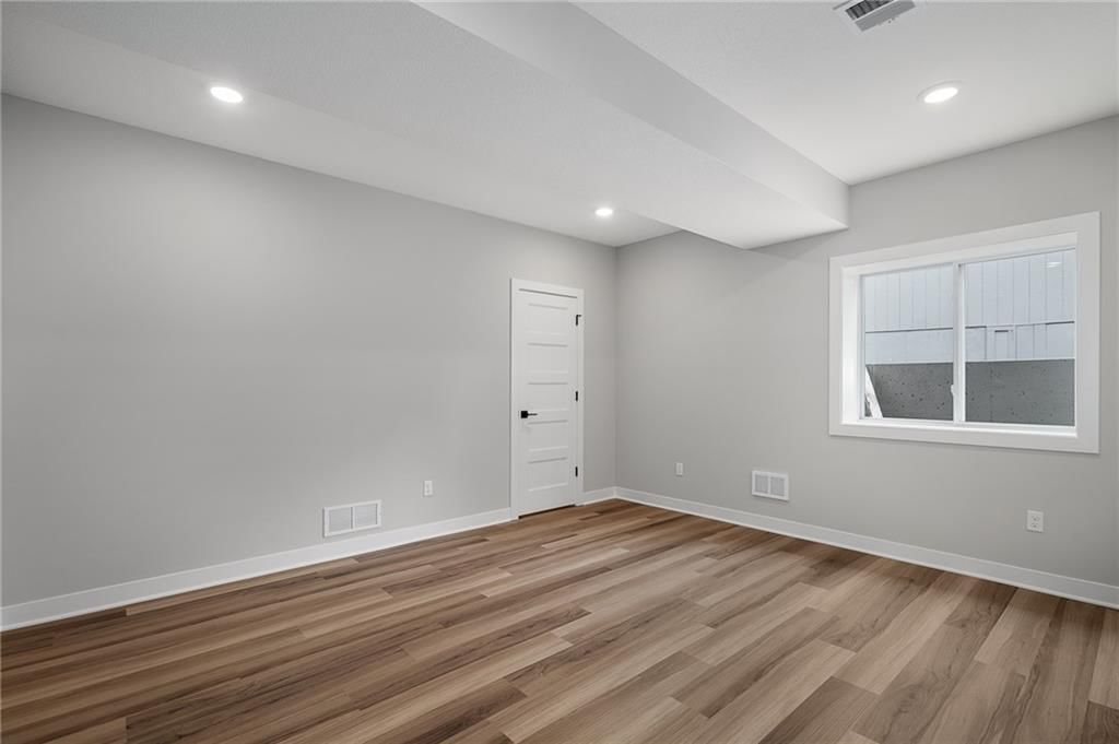 Photo 35 of 47 - 25000 W 89th Street