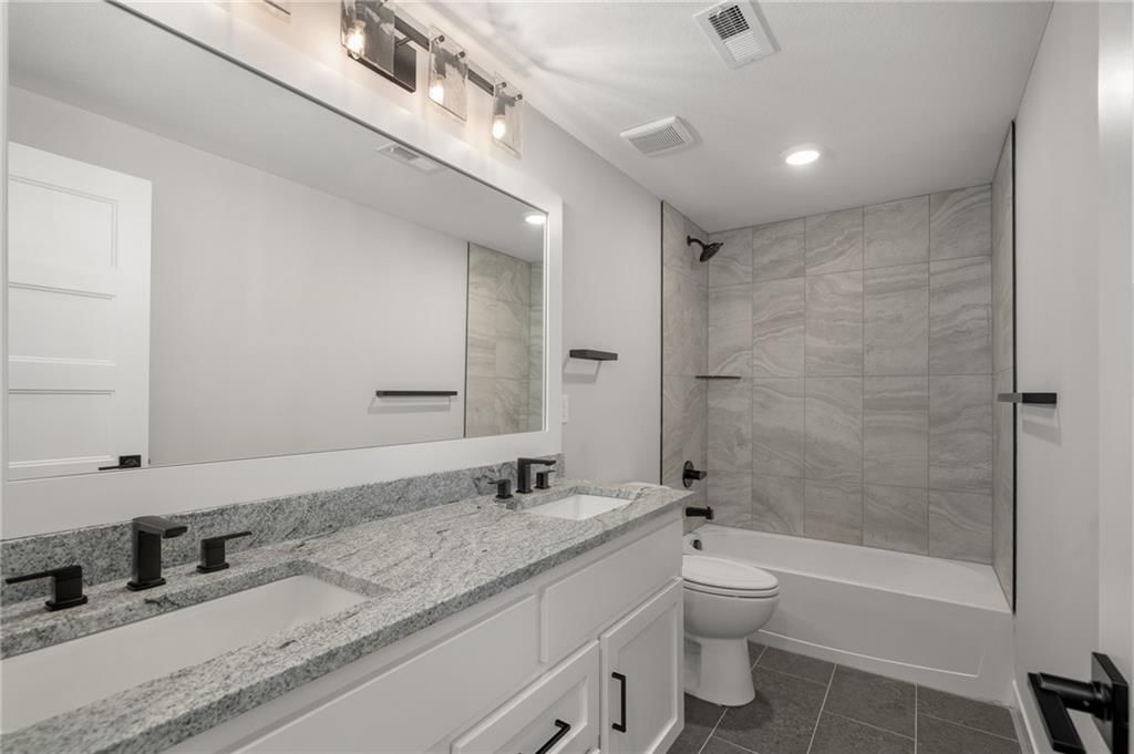 Photo 37 of 47 - 25000 W 89th Street