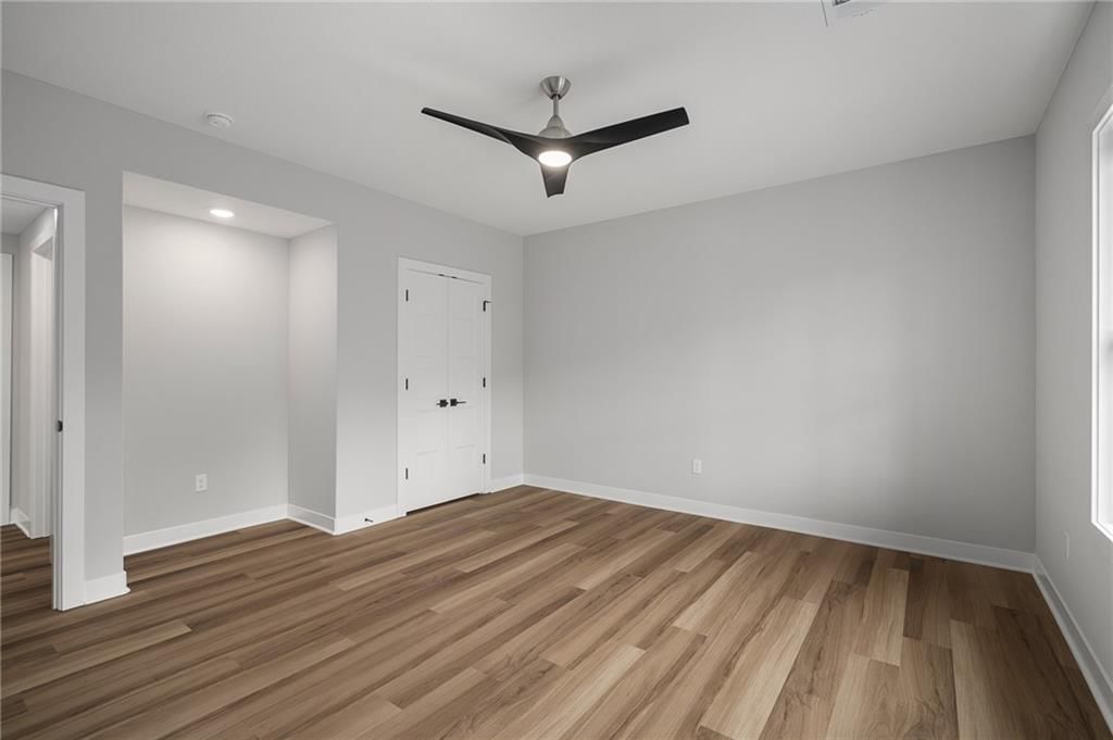 Photo 39 of 47 - 25000 W 89th Street