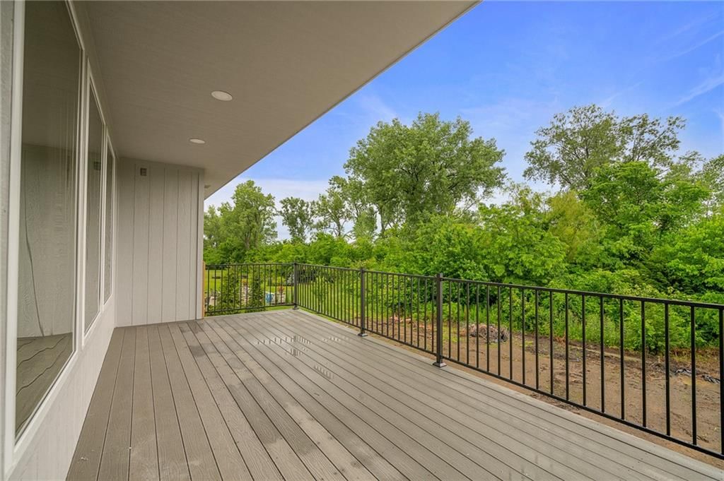 Photo 40 of 47 - 25000 W 89th Street