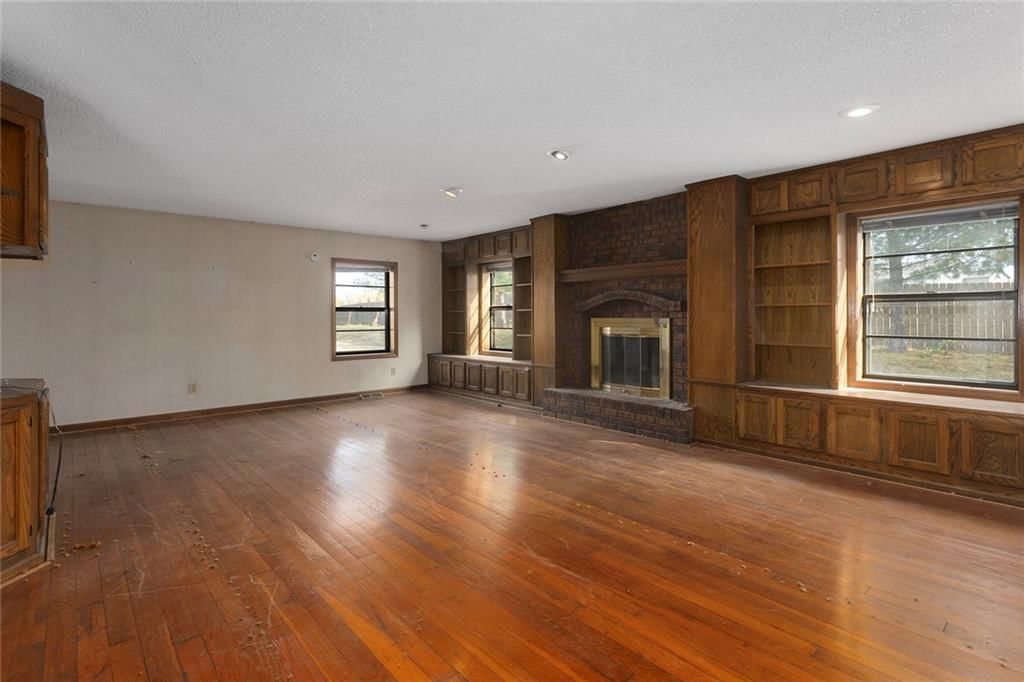1717 SW Hook Road — photo 12