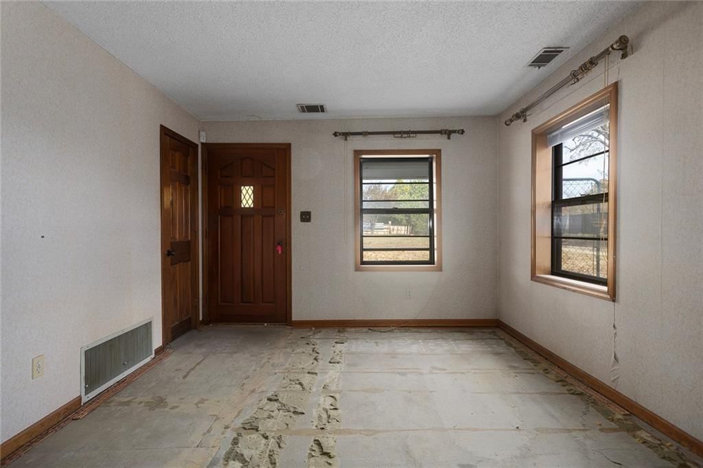 1717 SW Hook Road — photo 24