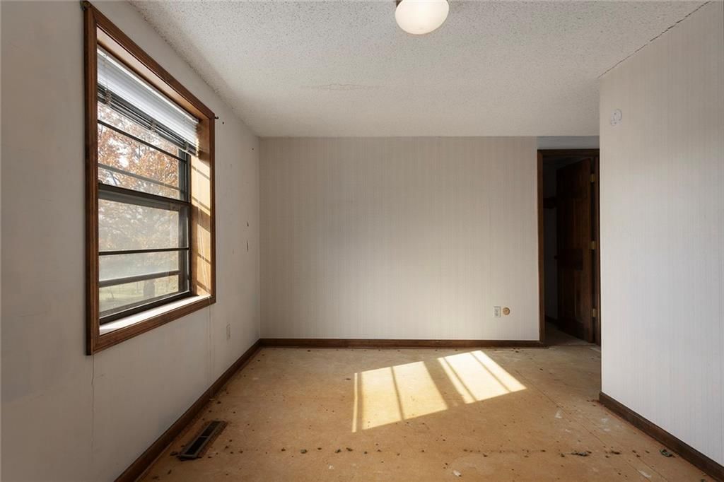 1717 SW Hook Road — photo 36