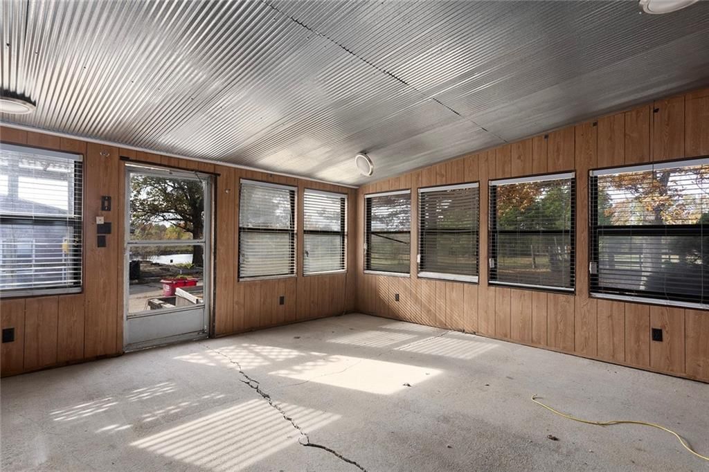 1717 SW Hook Road — photo 43