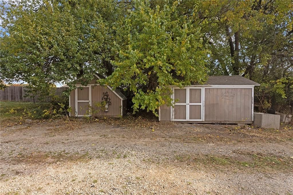 1717 SW Hook Road — photo 72