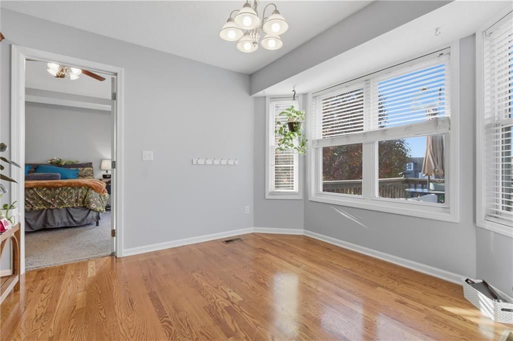 11004 N Hunter Avenue — photo 8