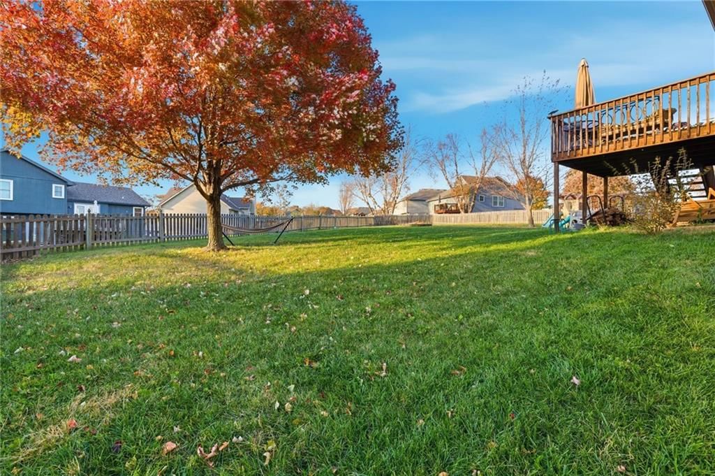 11004 N Hunter Avenue — photo 28