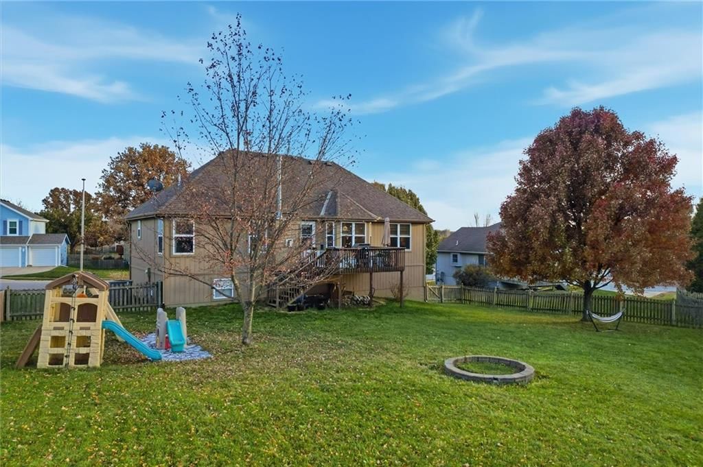 11004 N Hunter Avenue — photo 29