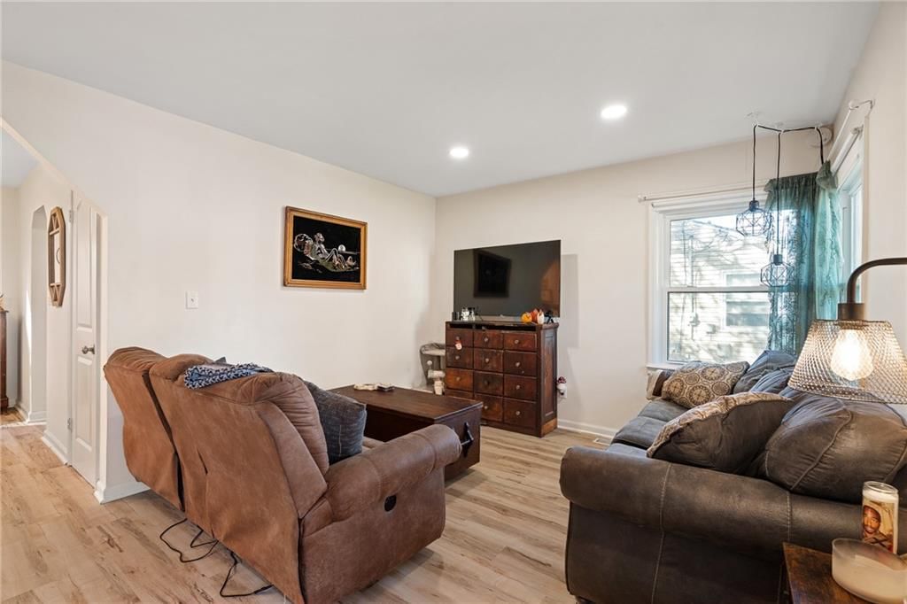 3748 Springfield Street — photo 8