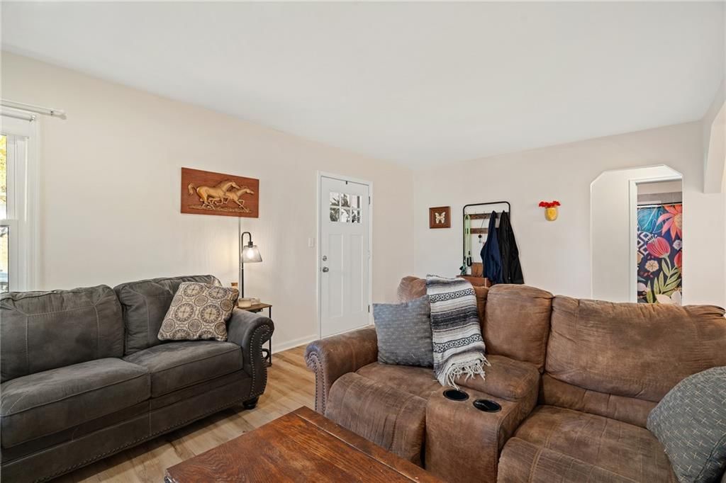 3748 Springfield Street — photo 9