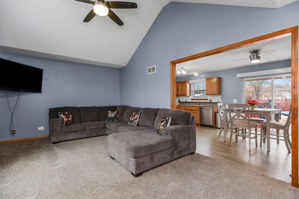 900 NE 194th Terrace — photo 4