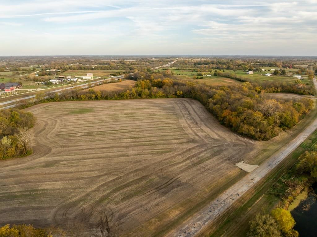 Tract B NW 375th Road — photo 3