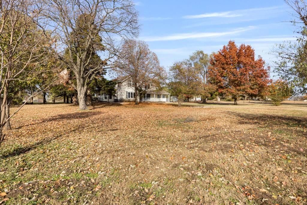 2139 Jayhawk Road — photo 4
