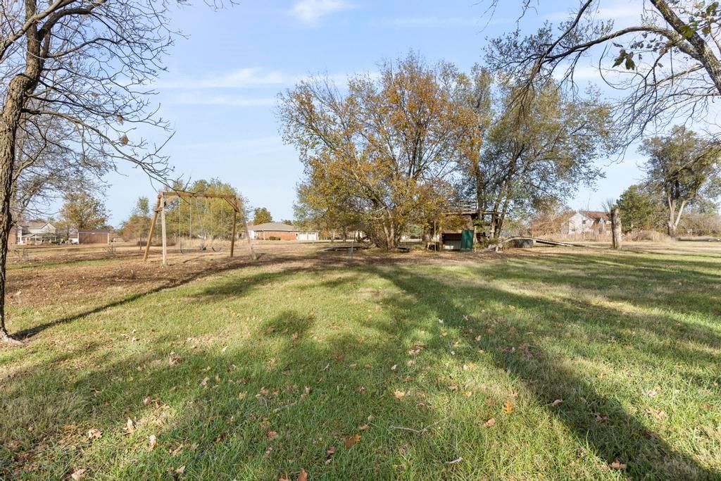 2139 Jayhawk Road — photo 43