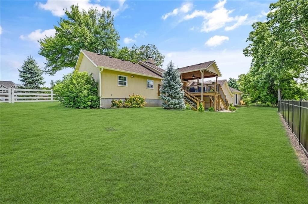 3532 Lakeview Drive — photo 37