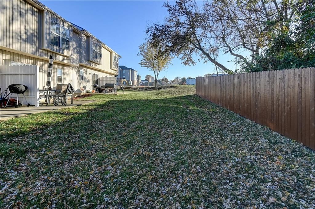 204 N Pointe Lane — photo 28