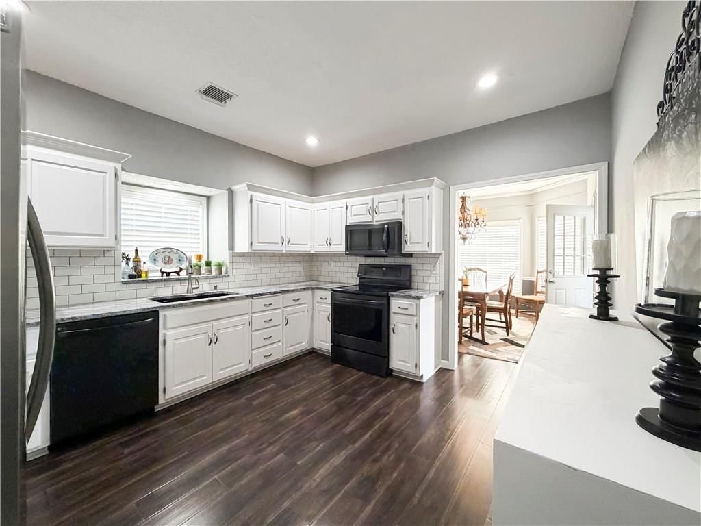 4312 Bryant Drive — photo 3