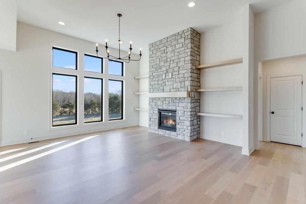 1839 Woodward Circle — photo 3