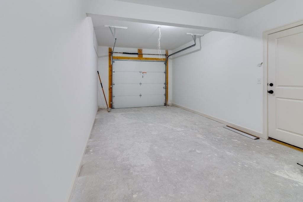1839 Woodward Circle — photo 37