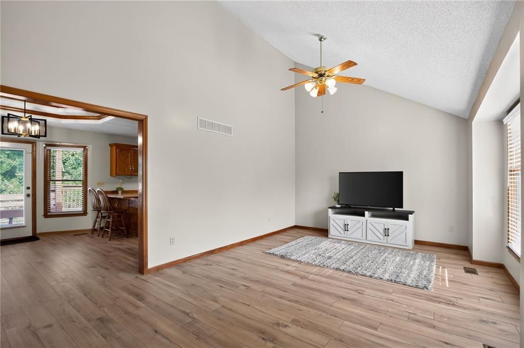 1602 Opal Road — photo 5