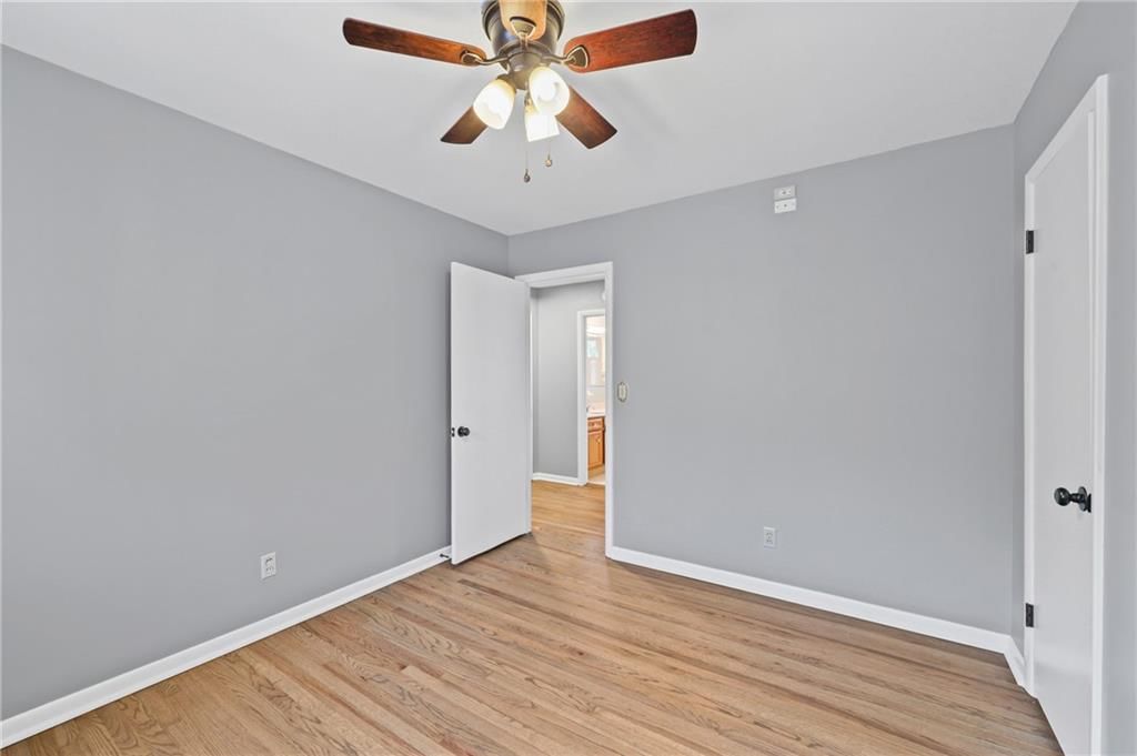 10701 N Main Street — photo 12