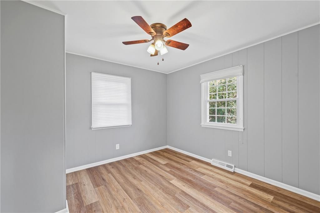 10701 N Main Street — photo 15