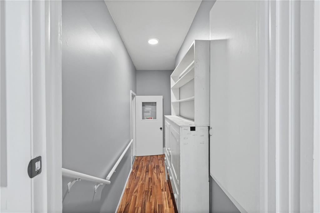 10701 N Main Street — photo 18