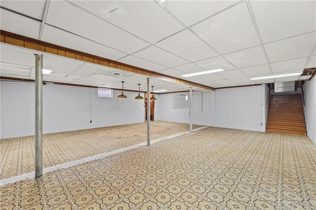 10701 N Main Street — photo 23