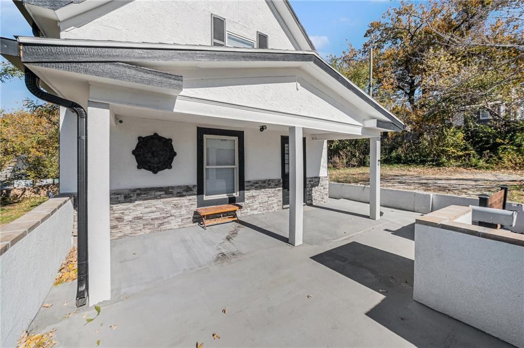 1514 Lowell Avenue — photo 4