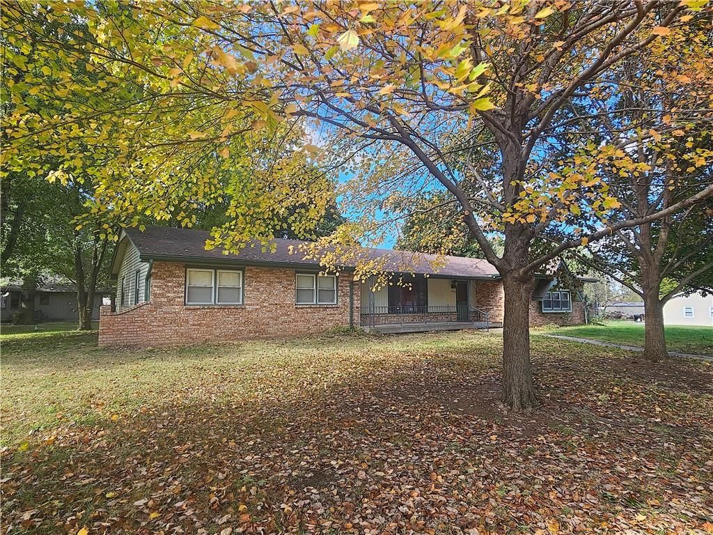 405 N Ash Street — photo 2