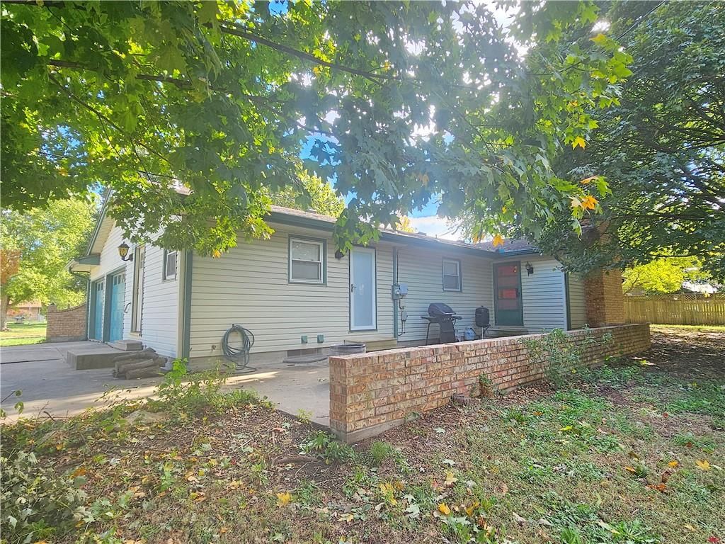 405 N Ash Street — photo 3