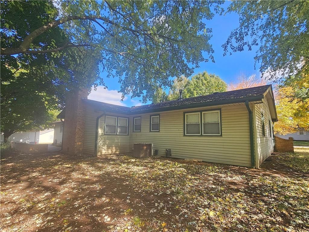 405 N Ash Street — photo 4