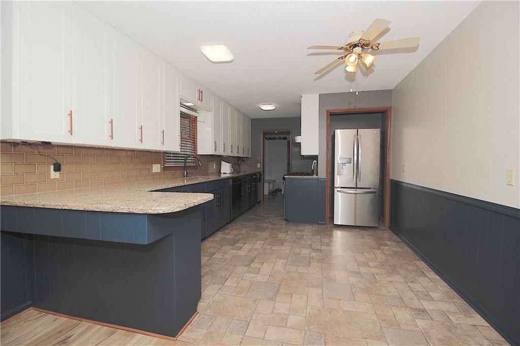 405 N Ash Street — photo 7