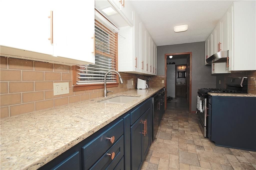 405 N Ash Street — photo 8