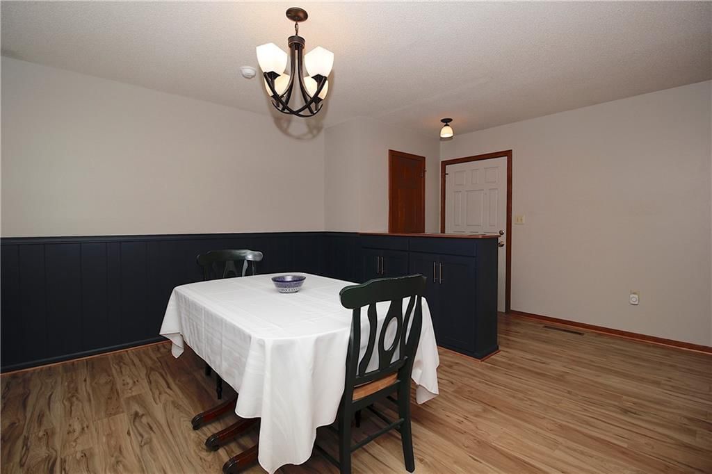 405 N Ash Street — photo 11