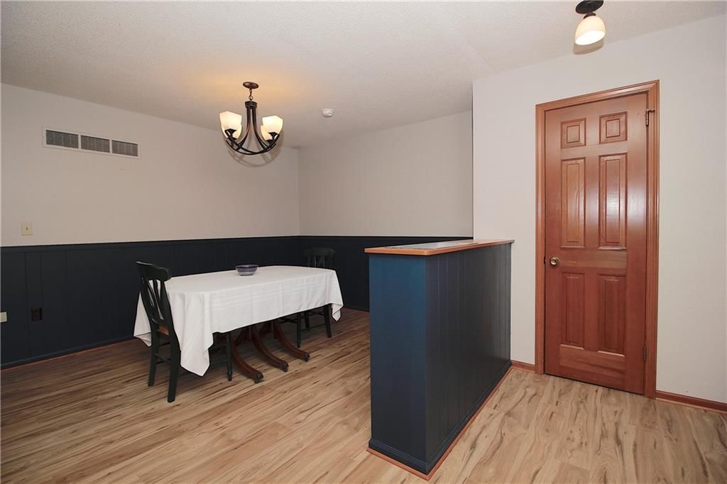 405 N Ash Street — photo 12