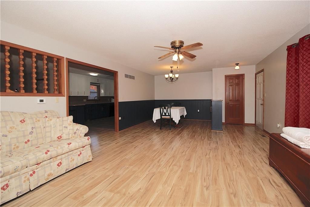 405 N Ash Street — photo 16
