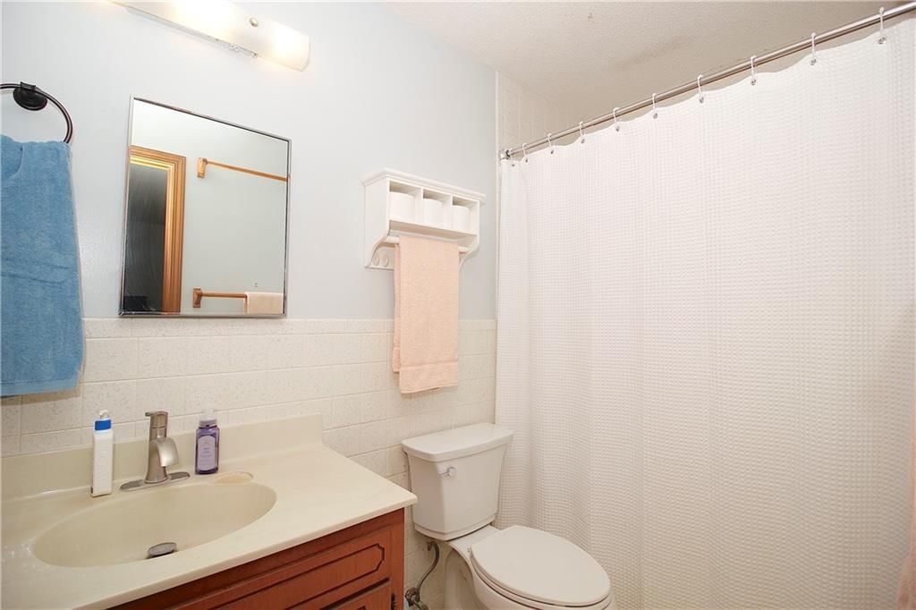 405 N Ash Street — photo 23
