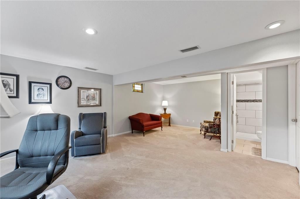 10590 Bradshaw Street — photo 28