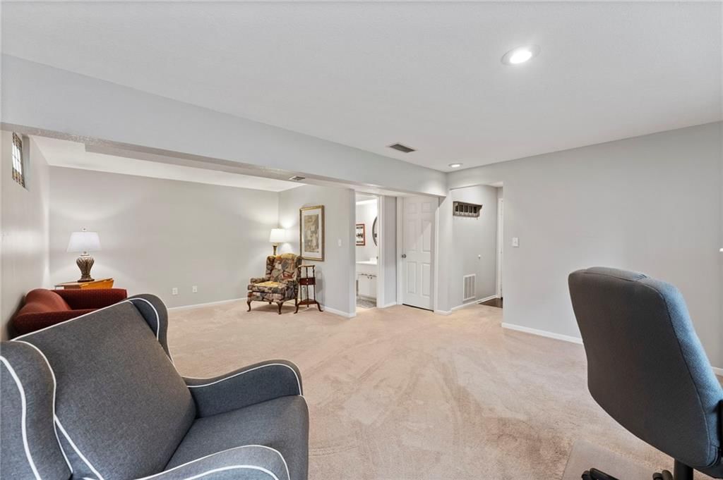 10590 Bradshaw Street — photo 29