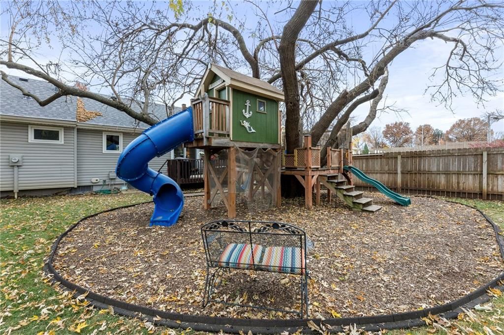10590 Bradshaw Street — photo 39