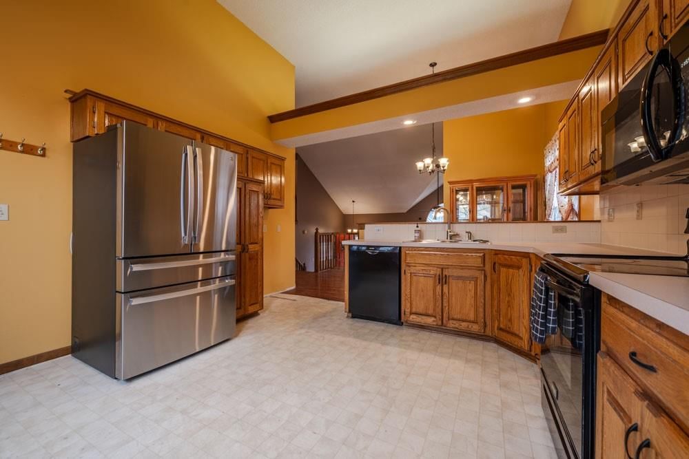 10135 N Tracy Avenue — photo 13