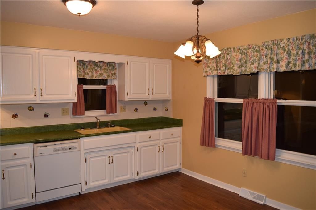 1612 NE Rosewood Drive — photo 12