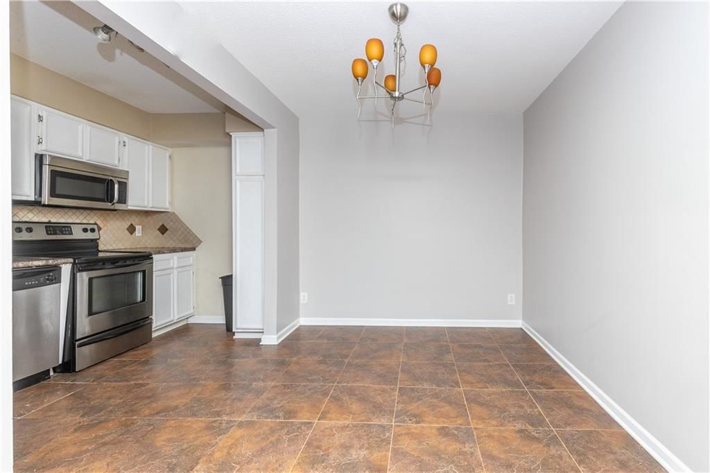 3602 Gillham Drive — photo 9