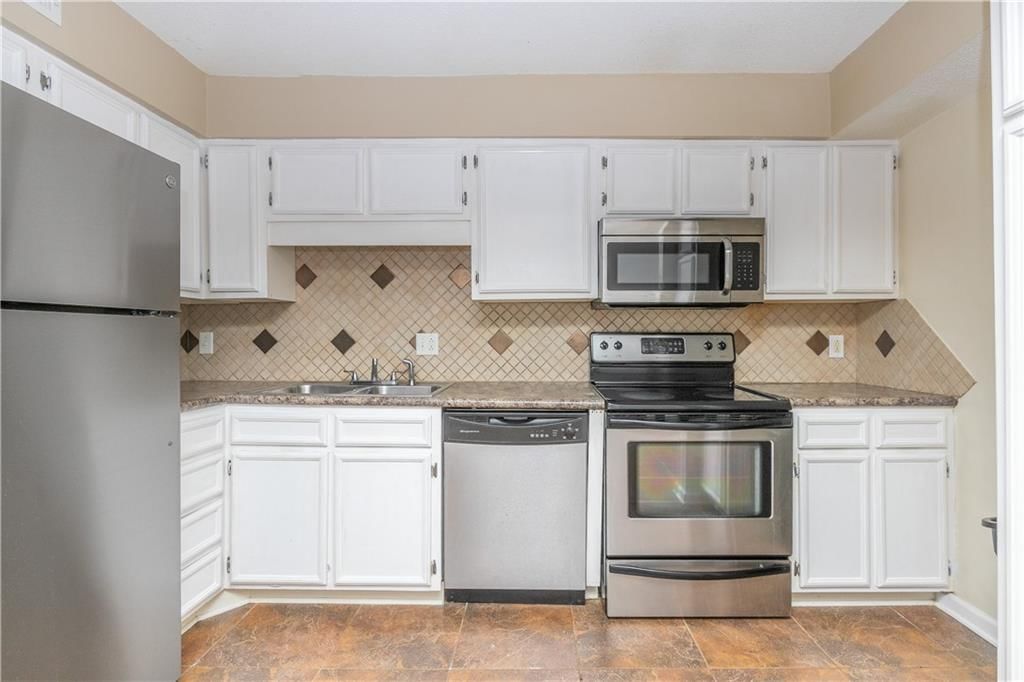 3602 Gillham Drive — photo 10